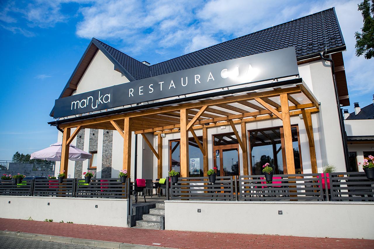 ミエレツ Bulwary Biznes Bed & Breakfast エクステリア 写真
