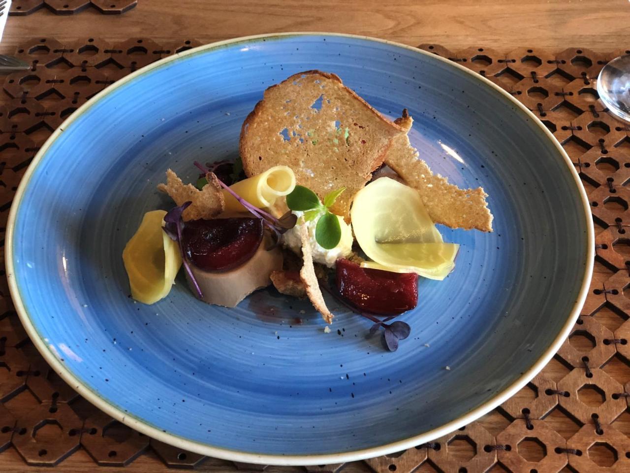 ミエレツ Bulwary Biznes Bed & Breakfast エクステリア 写真